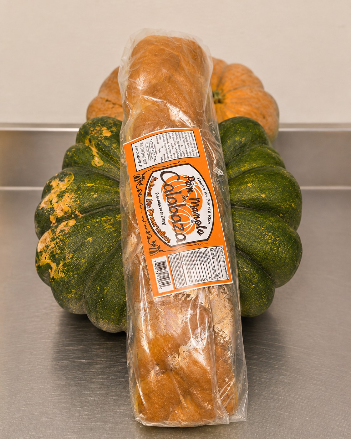 Panes de calabaza reci&eacute;n horneados